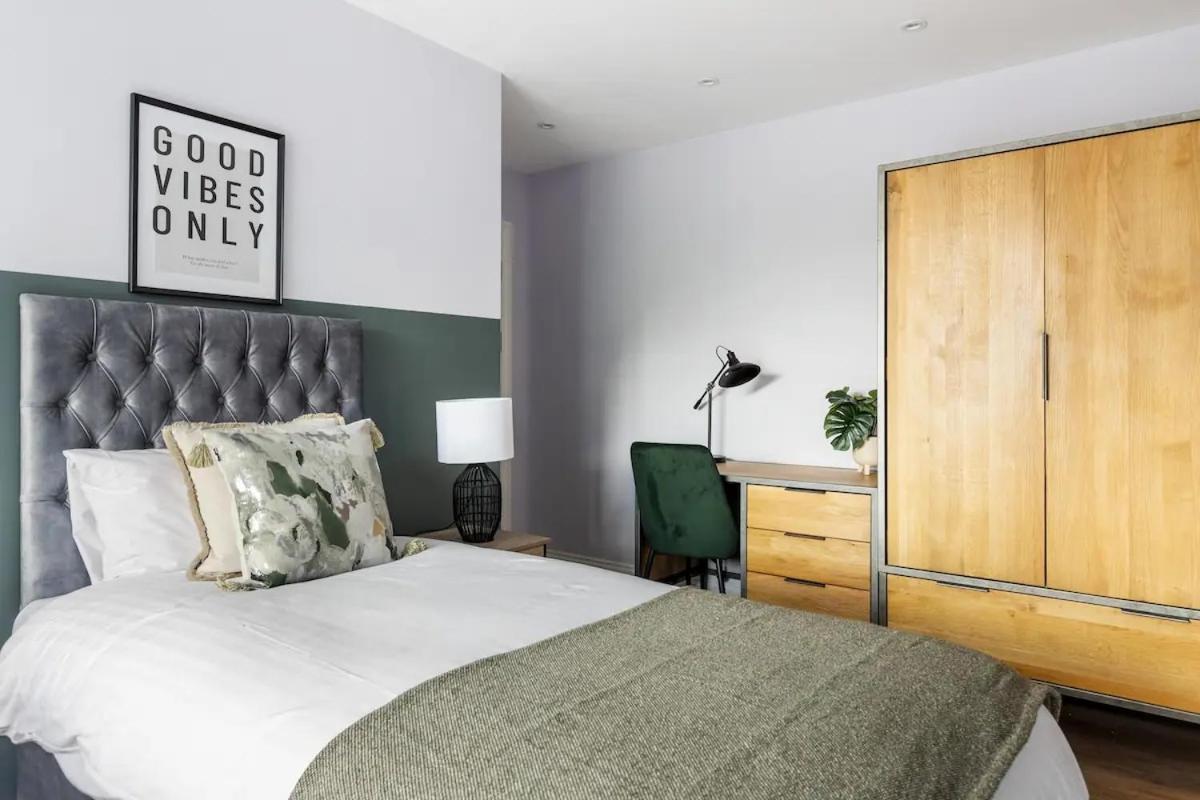 Chic Getaway 10 Mins To Wembley Apartamento Londres