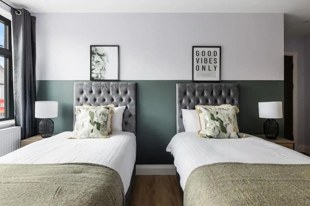Apartamento Chic Getaway 10 Mins To Wembley Londres